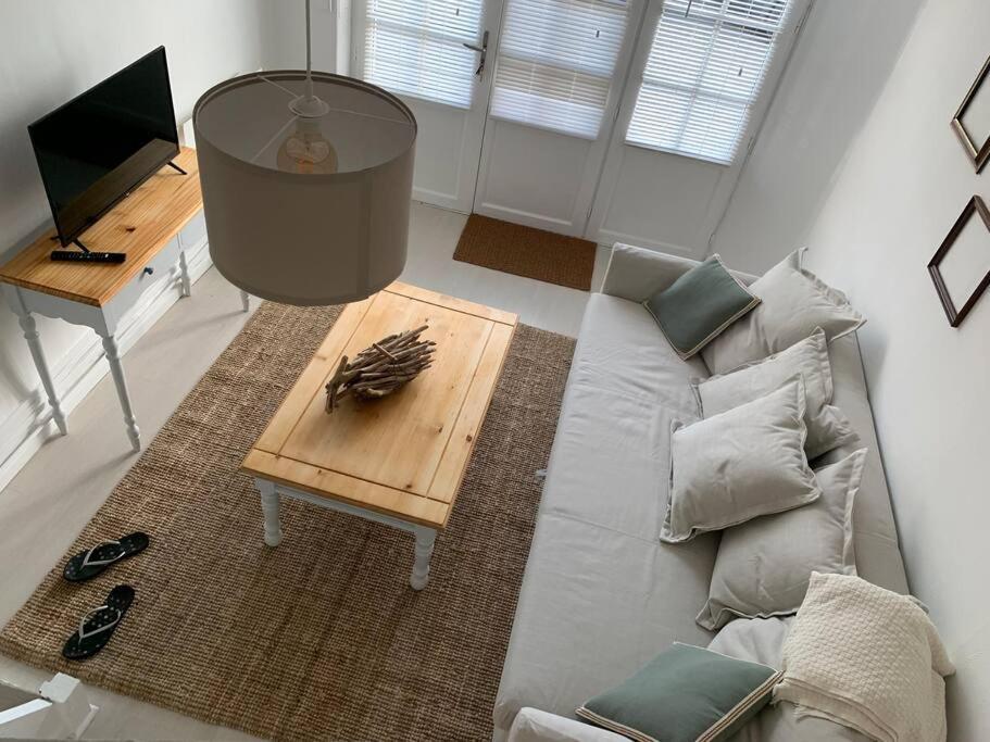 Gite La Petite Maison Guitres Bagian luar foto